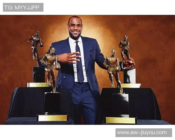 詹姆斯凭借超高球商巧妙规避不适合局面展现篮球智慧