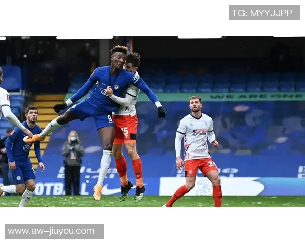 卢顿主帅布鲁姆菲尔德被解雇本赛季英甲战绩仅为5胜1平5负