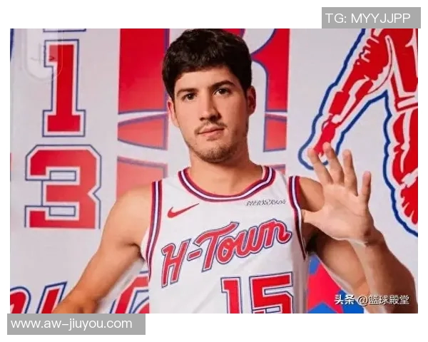 火箭队展现强大防守实力谢泼德自信优雅将成球队新星